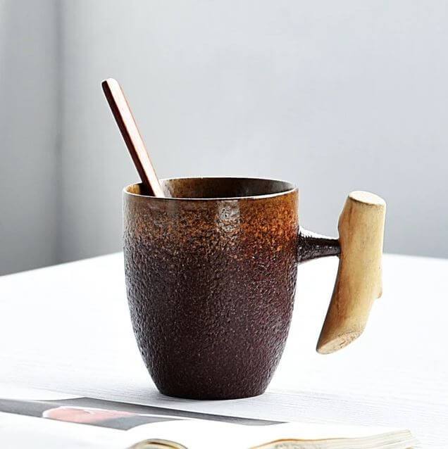 Coarse Pottery Mug with Wooden Handgrip | Stornfield