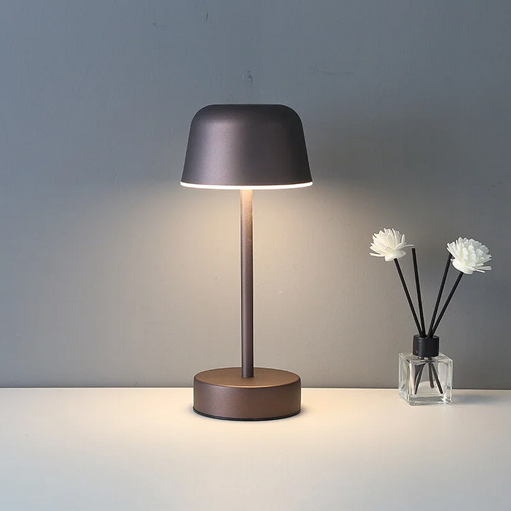 Stornfield | PRISMA PULSE FLARE – Dynamic LED Table Lamp