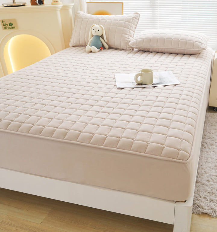 Stornfield | Encased Comfort Waterproof Mattress Protector