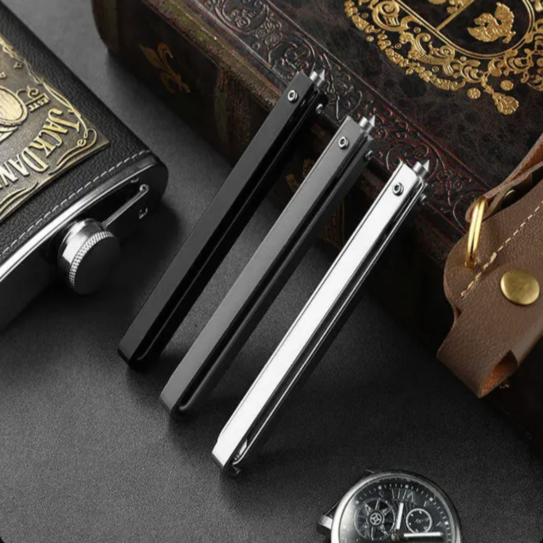 Multifunctional Outdoor Utility Tactical Foldable Knife | Stornfield
