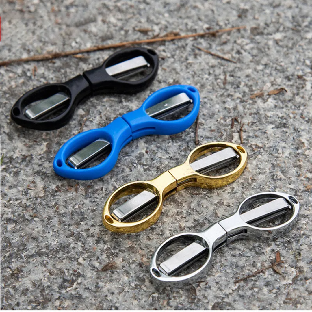 Mini Snip Stainless Scissors Keychain | Stornfield
