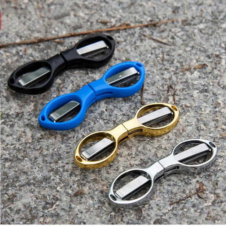 Mini Snip Stainless Scissors Keychain | Stornfield