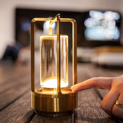 Retro Lamp - Elegant Lighting - Timeless Style | Stornfield