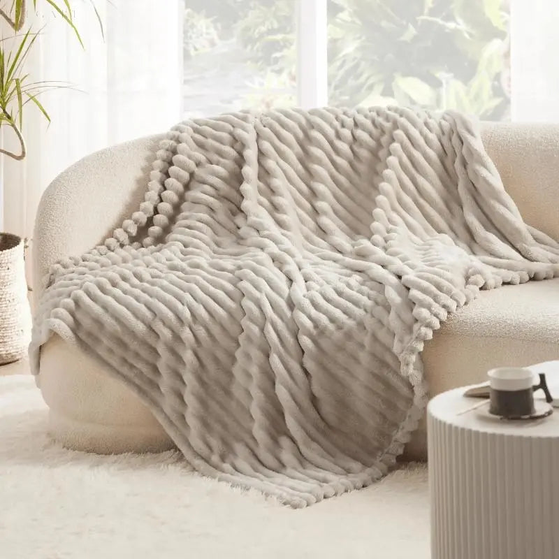 NordiNest Stornfield Plush Blanket