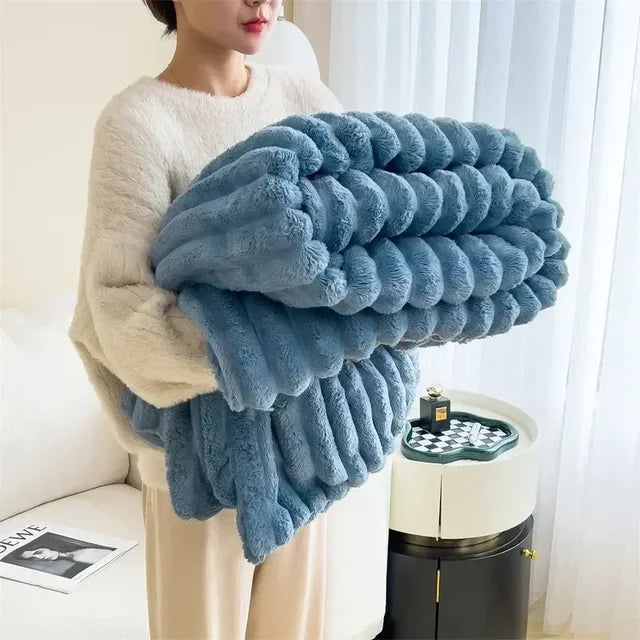 Ultra-soft giant blanket for ultimate comfort | Stornfield