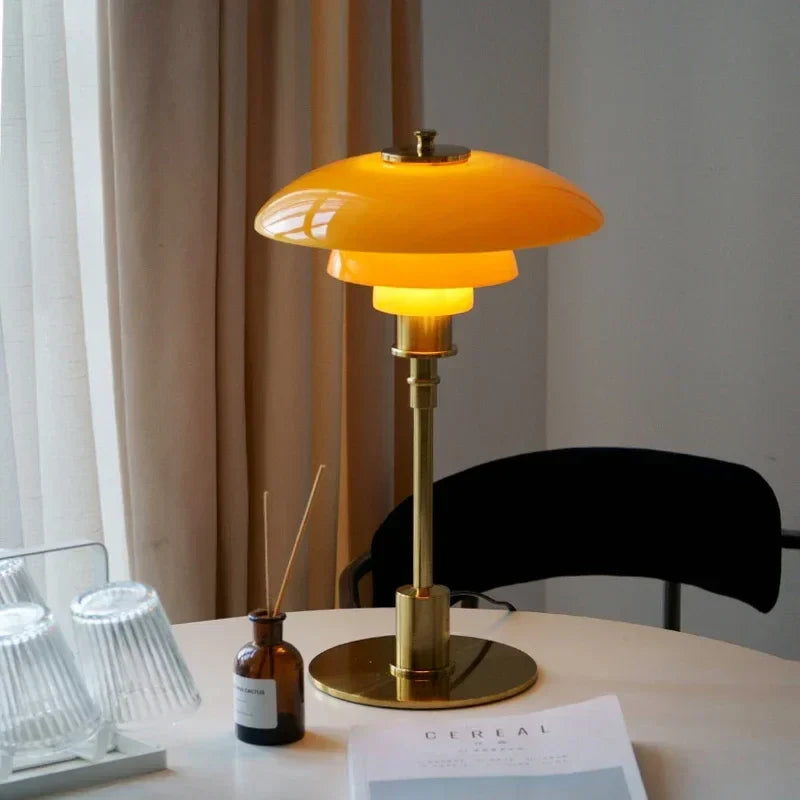Nordic desk lamp made of glass – Minimalist LED desk light, modern and elegant, ideal for office and living spaces | Stornfield