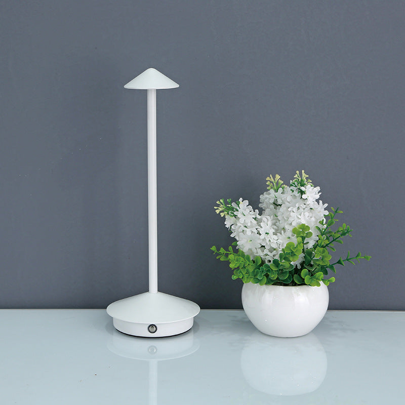 Stornfield | Portable Table Lamp - Cordless lamp inspired by the dimmable Pina Pro
