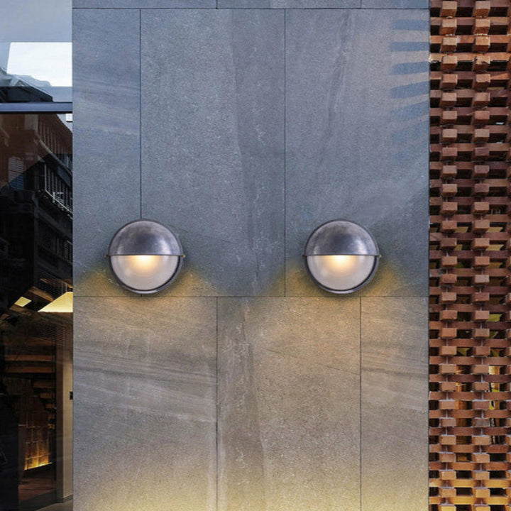 Elegant waterproof outdoor wall lamp | Stornfield