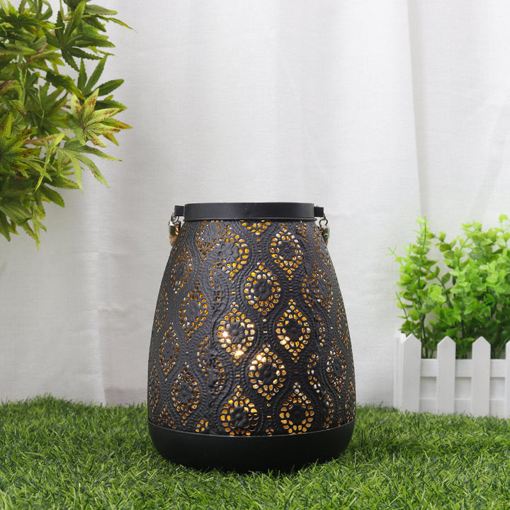 Stornfield | Moroccan Style Black Metal Battery-Powered Table Lamp - Cordless Lamp