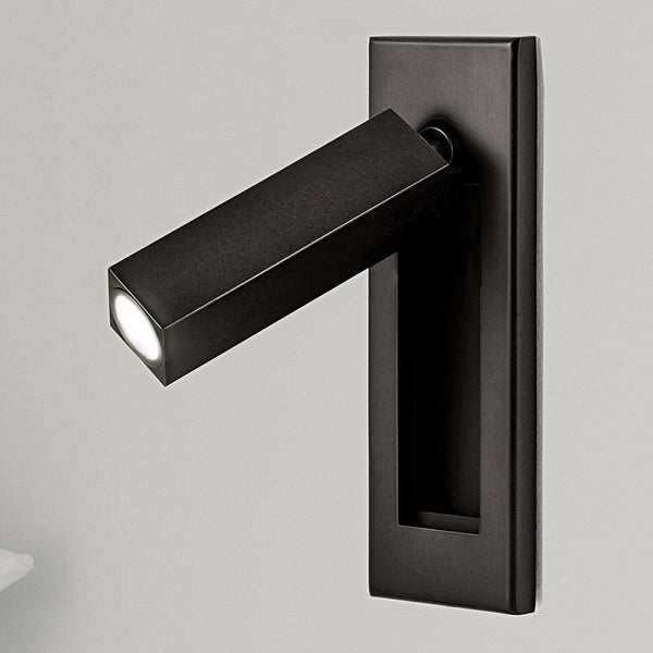 Minimalist LED wall lamp – Modern wall light with a simple design for indoor use | Stornfield