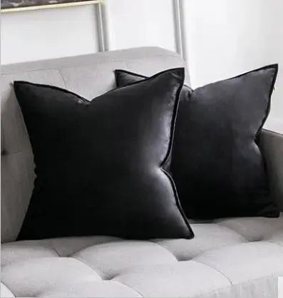 Stornfield | VelvetLuxe – Elegant Velvet Cushion Cover with Refined Details