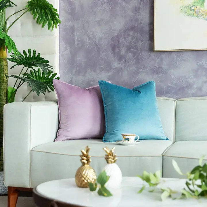 Stornfield | VelvetLuxe – Elegant Velvet Cushion Cover with Refined Details