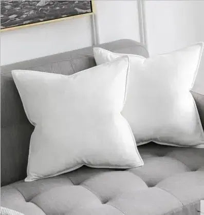 Stornfield | VelvetLuxe – Elegant Velvet Cushion Cover with Refined Details
