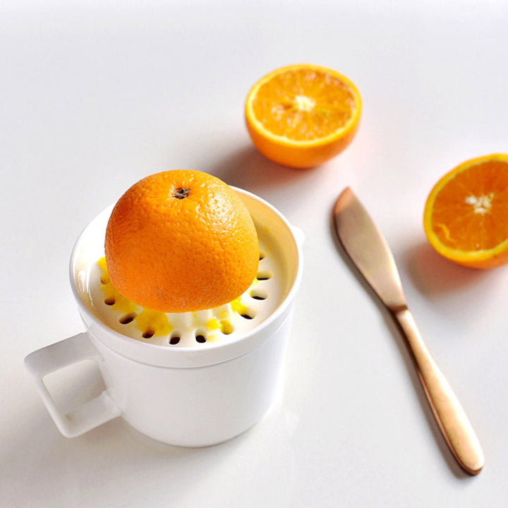 Premium Ceramic Citrus Press – Effortless Hand Pressing for Fresh Juices | Stornfield