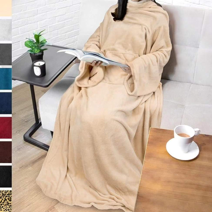 Stornfield | Fleece Blanket with Sleeves