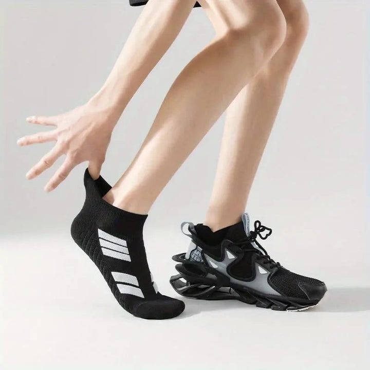 Stornfield | Heel-friendly Sports Socks – With Arch Support & Friction PRedection