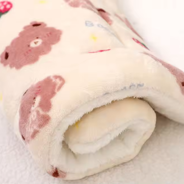 Washable dog blanket soft non-slip ideal for sofa bed and car Stornfield