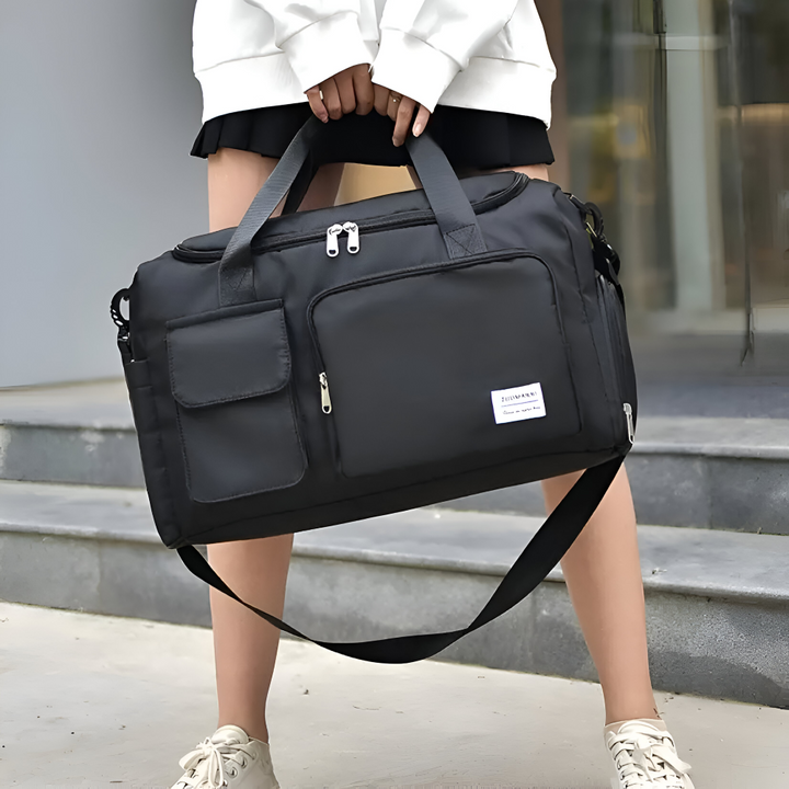 Waterproof travel bag with shoe compartment – Lightweight weekend bag with plenty of storage space | Stornfield