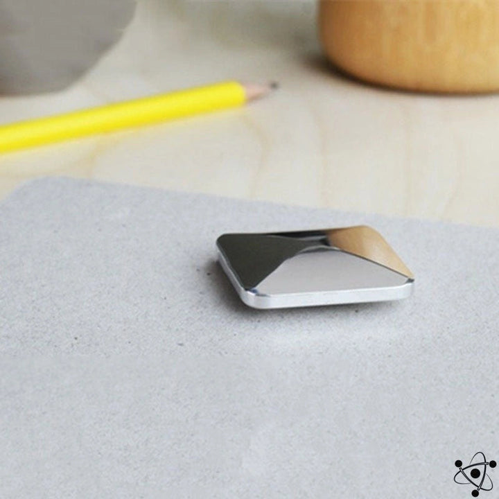 Stornfield | Flipo Flip Stress-Relief Toy