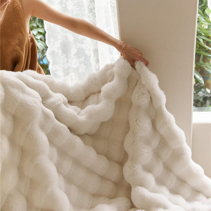 Stornfield | Premium Double Layer Thick Faux Lamb Fur Blanket