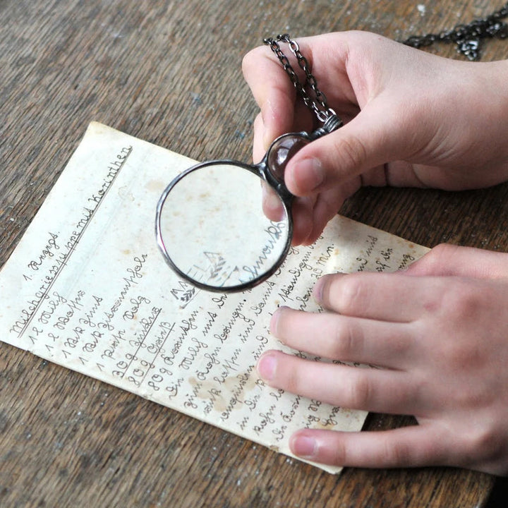 Stornfield | Collier loupe