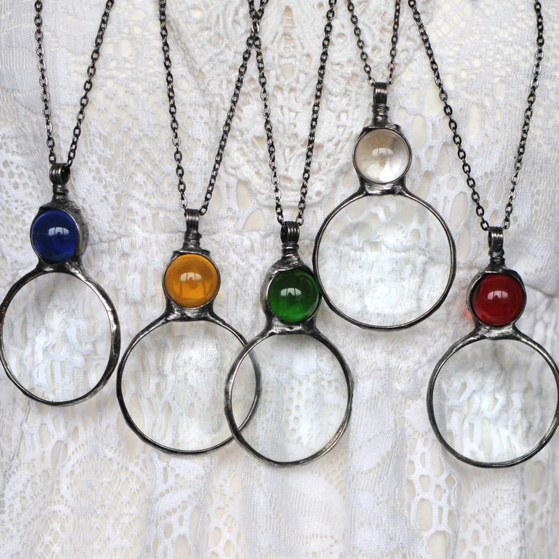 Stornfield | Collier loupe