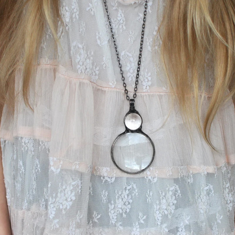 Stornfield | Collier loupe