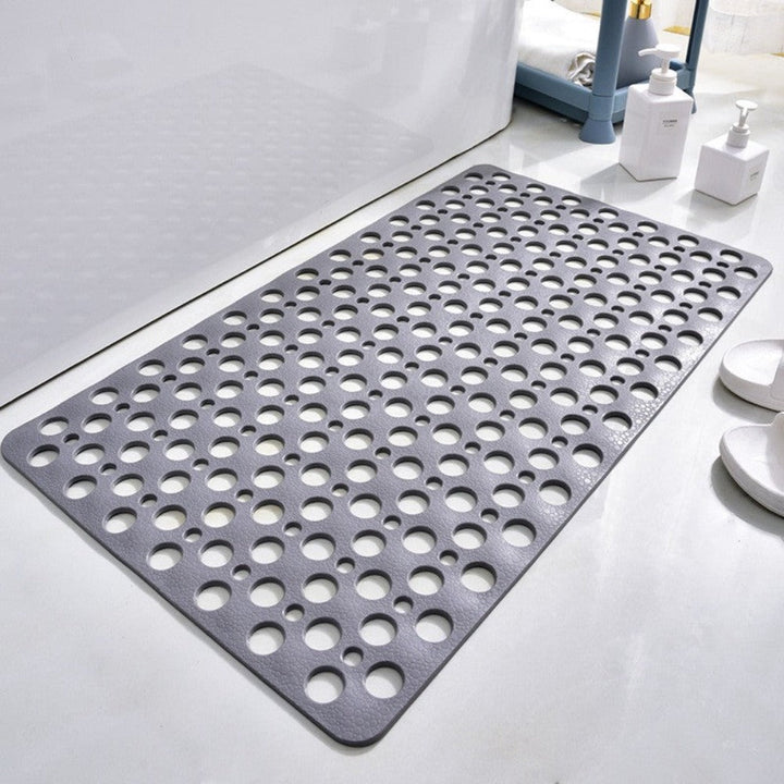 Shower mat with suction cups and drainage holes | Stornfield