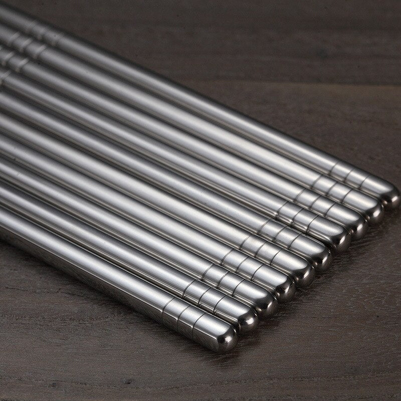 Deluxe stainless steel chopsticks set – 5 pairs for elegant dining | Stornfield