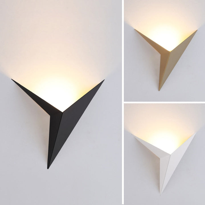 Modern Triangular Wall Lamp - TrigoLux | Stornfield
