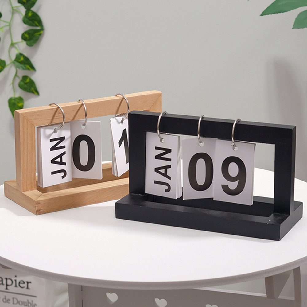 Wooden Flip Desktop Daily Calendar | Stornfield