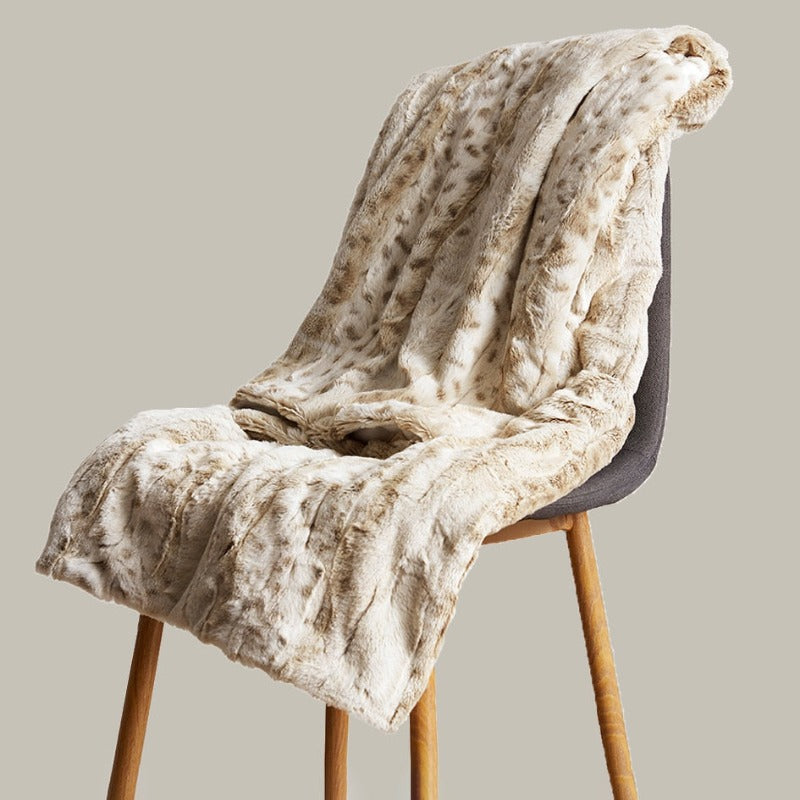 Stornfield | SOFT LEO PATTERN BLANKET