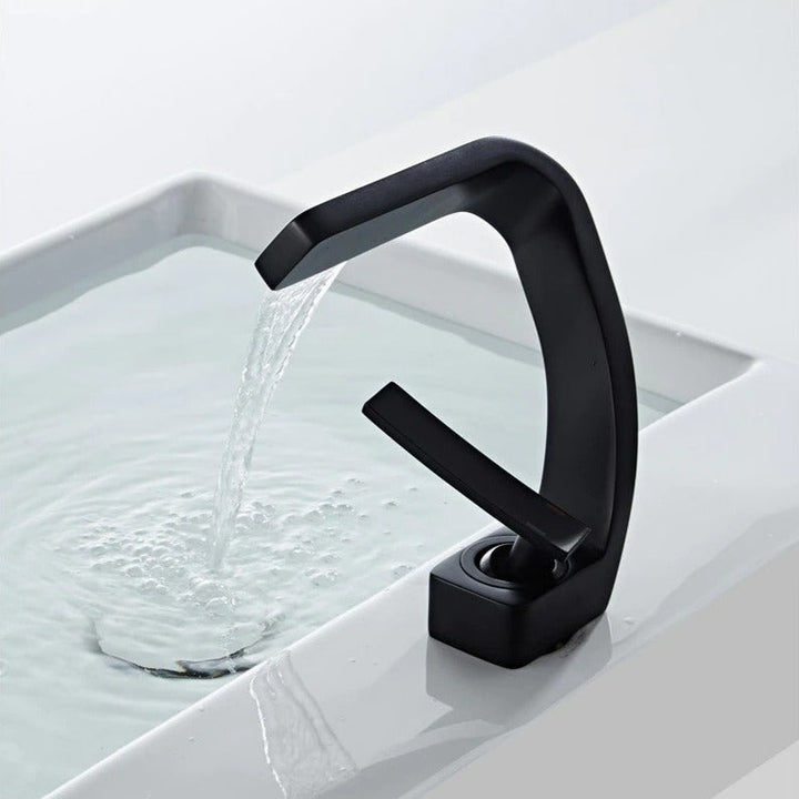 Everest - Modern Curved Faucet │ Daring and Refined Design | Stornfield