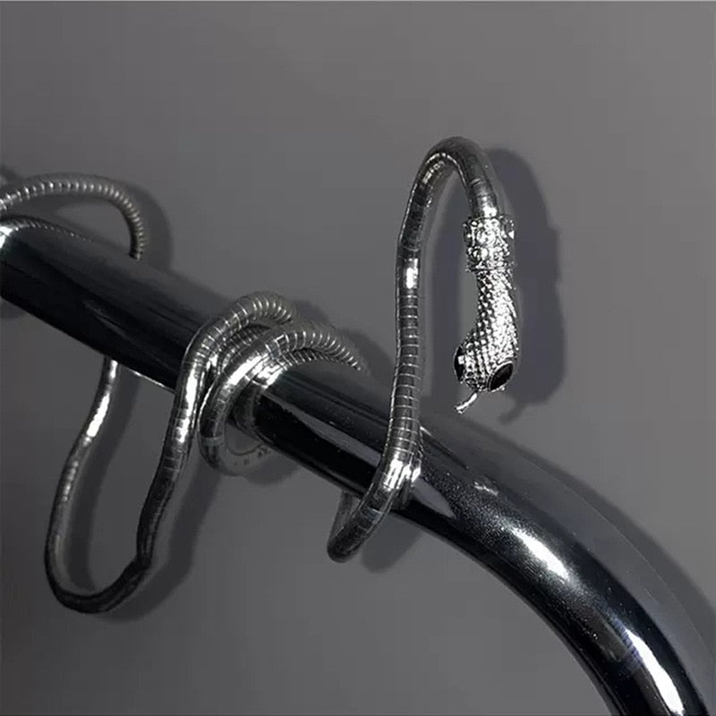Stornfield | Snake chain - versatile and trendy accessory
