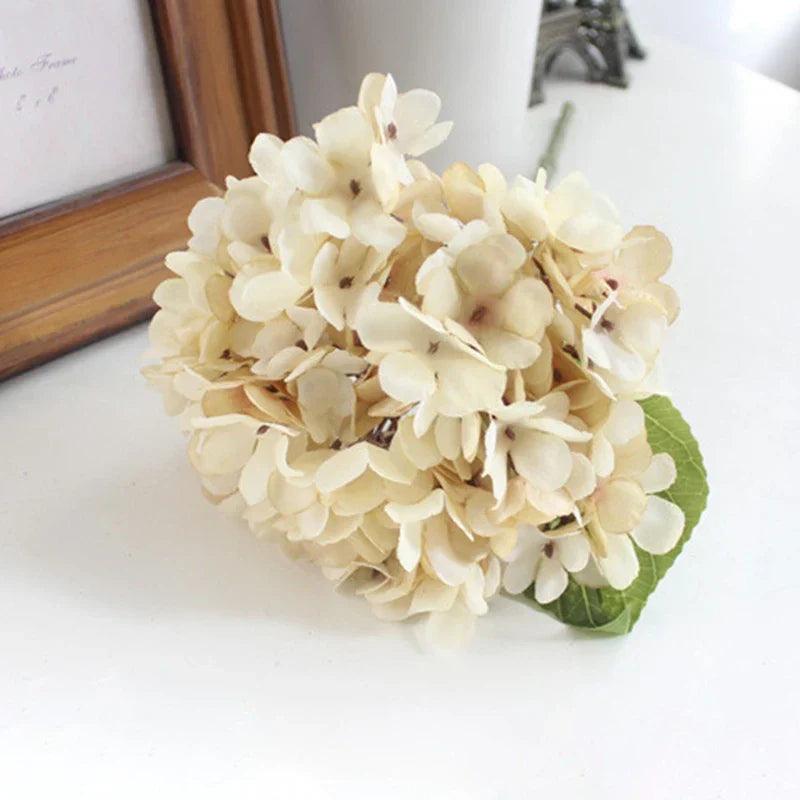 Stornfield | Hydrangea silk interior decoration