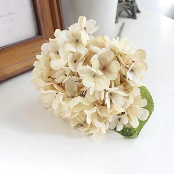 Stornfield | Hydrangea silk interior decoration