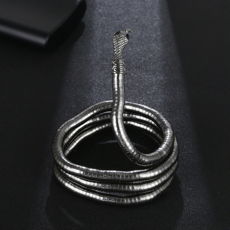 Stornfield | Snake chain - versatile and trendy accessory