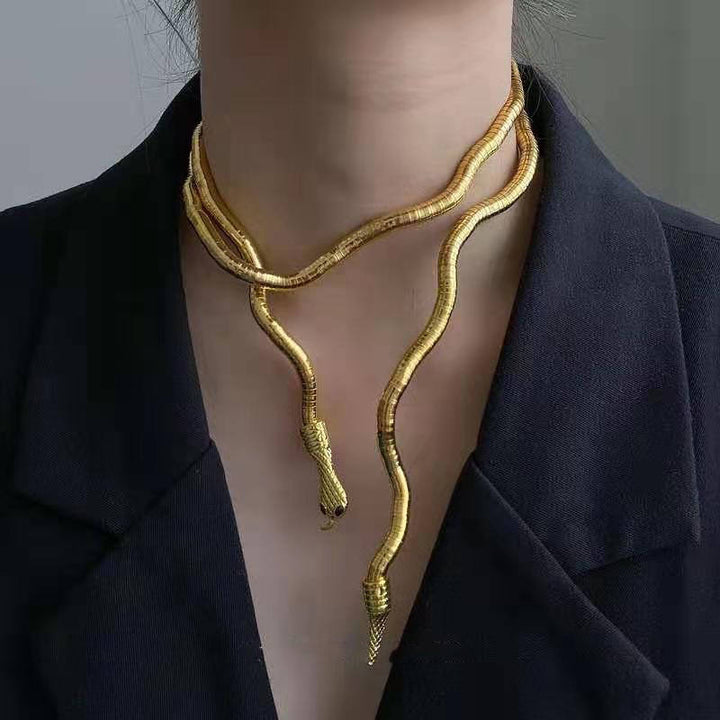 Stornfield | Snake chain - versatile and trendy accessory
