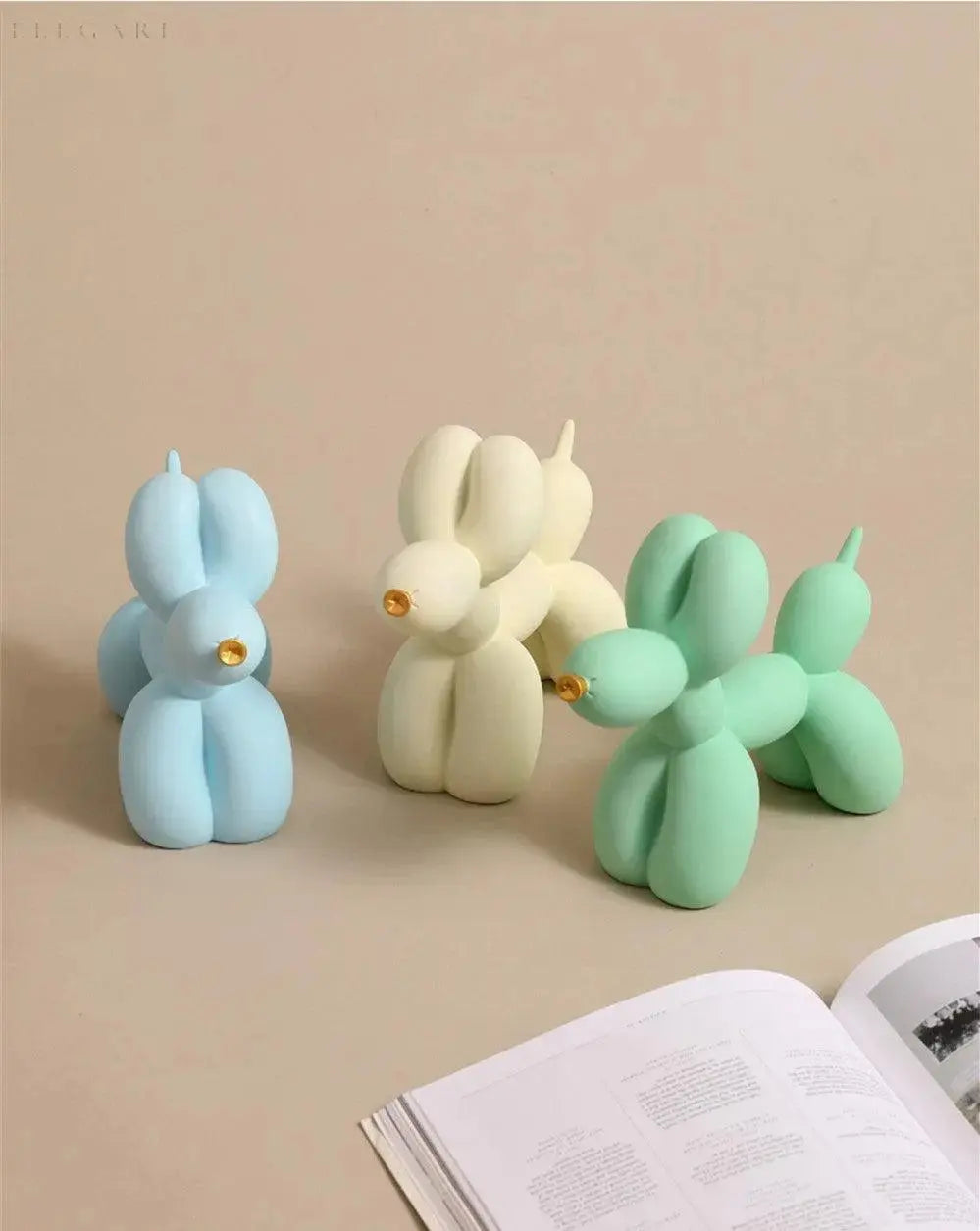 Stornfield | Haku - Balloon-shaped ornament with gold beak