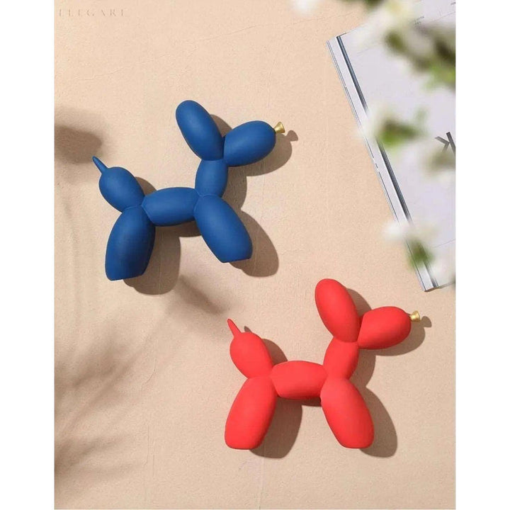 Haku - Balloon dog figure with golden snout | Stornfield