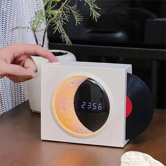 Moon lamp with music and LED night light – Mood lighting with Bluetooth speaker | Stornfield