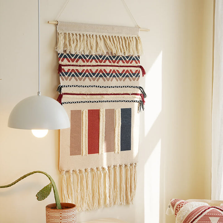 Stornfield | Macrame Wall Hanging with Geometric Woven Pattern and Fringe