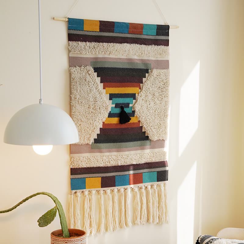 Stornfield | Macrame Wall Hanging with Geometric Woven Pattern and Fringe