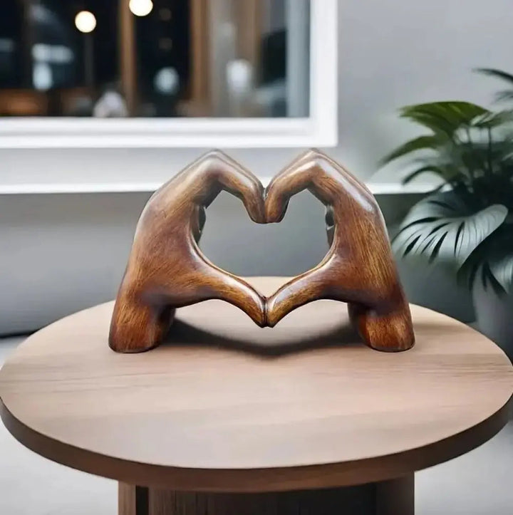Stornfield | Handcrafted heart sculpture with modern wood grain