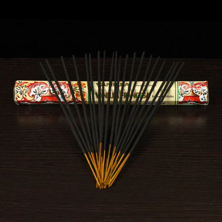 Bâtons d'encens à la vanille faits à la main