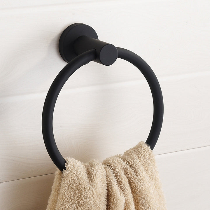 Stornfield | 304 Stainless Steel Towel Ring in Chrome, Simple Round Design, Black, European Bathroom Accessories, Rust-resistant