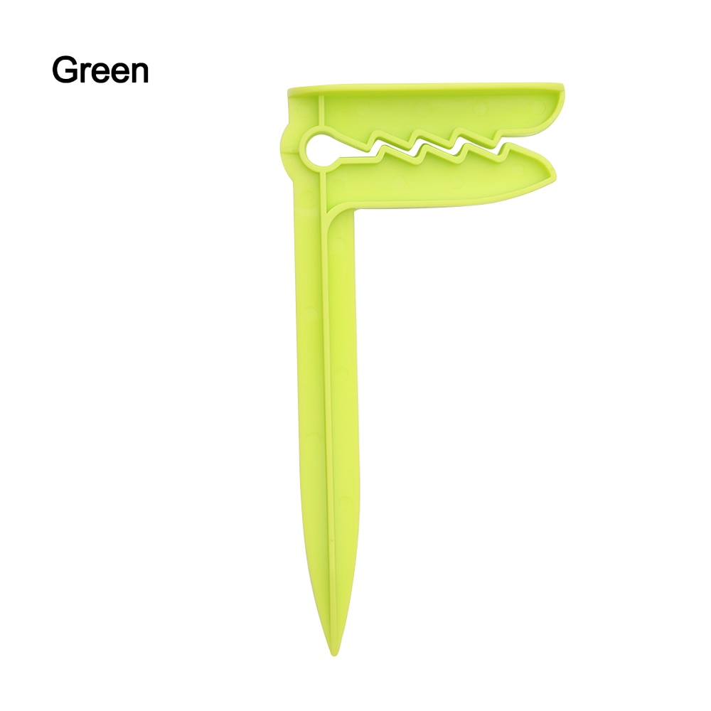 Beach Towel Holder Clips | Stornfield