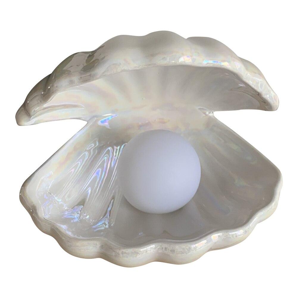 Chelly Chic Shell Lamp | A magical lamp with a pearl | Stornfield