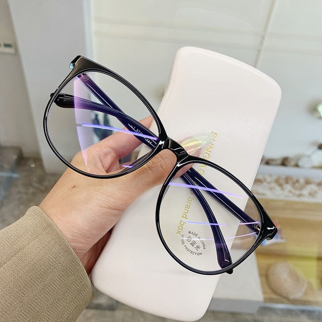 Yetti Glasses | Anti Blue Light & Fashionable in One! | Stornfield