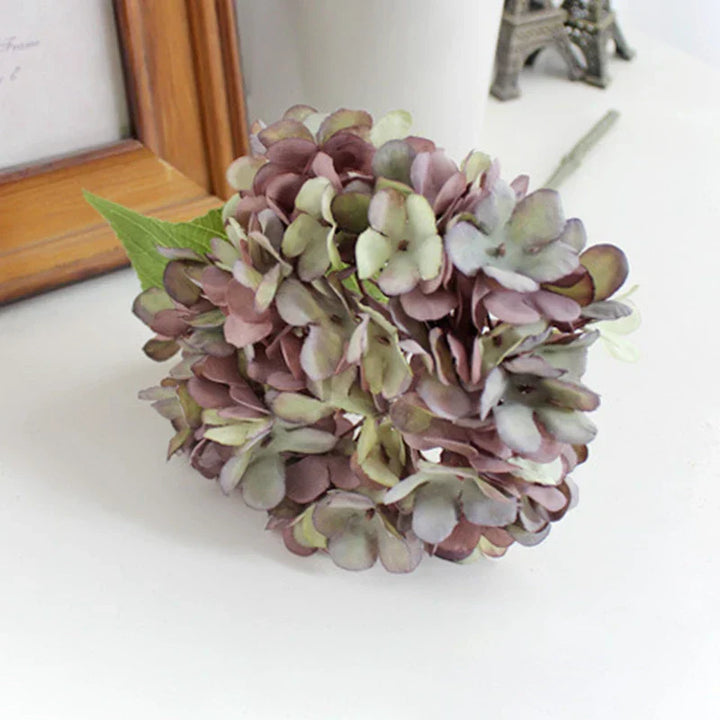 Stornfield | Hydrangea silk interior decoration